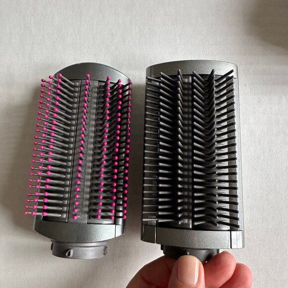 Dyson First-generation Dyson Airwrap™ styler Nickel/Fuchsia +7 Attachments - Picture 7 of 8